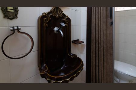 Casa à venda com 120m², 3 quartos e 4 vagas Casa à venda com 120m², 3 quartos e 4 vagasLavabo