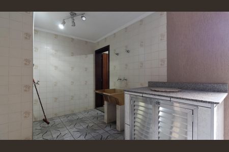 Casa à venda com 120m², 3 quartos e 4 vagas Casa à venda com 120m², 3 quartos e 4 vagasÁrea de Serviço