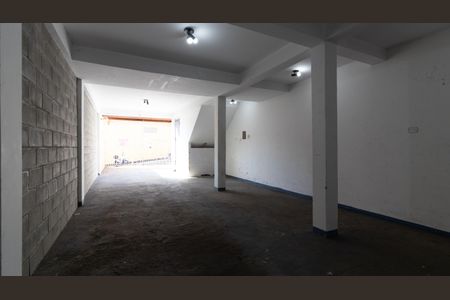 Casa à venda com 120m², 3 quartos e 4 vagas Casa à venda com 120m², 3 quartos e 4 vagasGaragem