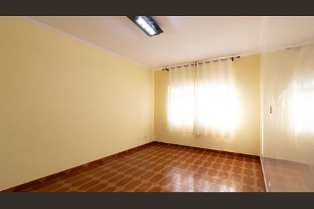 Casa à venda com 120m², 3 quartos e 4 vagas Casa à venda com 120m², 3 quartos e 4 vagasSala