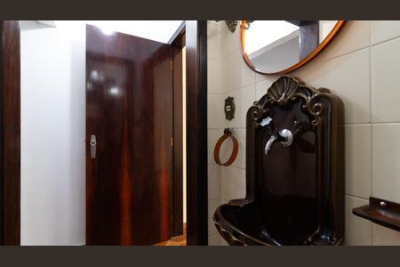 Casa à venda com 120m², 3 quartos e 4 vagas Casa à venda com 120m², 3 quartos e 4 vagasLavabo