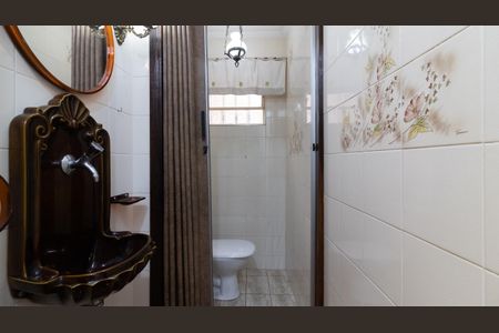 Casa à venda com 120m², 3 quartos e 4 vagas Casa à venda com 120m², 3 quartos e 4 vagasLavabo