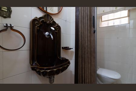 Casa à venda com 120m², 3 quartos e 4 vagas Casa à venda com 120m², 3 quartos e 4 vagasLavabo