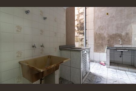 Casa à venda com 120m², 3 quartos e 4 vagas Casa à venda com 120m², 3 quartos e 4 vagasÁrea de Serviço