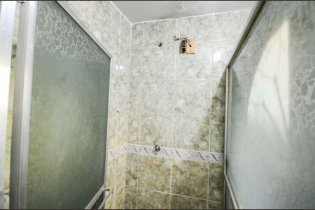 Casa para alugar com 250m², 2 quartos e sem vaga Casa para alugar com 250m², 2 quartos e sem vagaBanheiro de Serviço