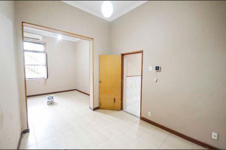 Casa para alugar com 250m², 2 quartos e sem vaga Casa para alugar com 250m², 2 quartos e sem vagaQuarto 2