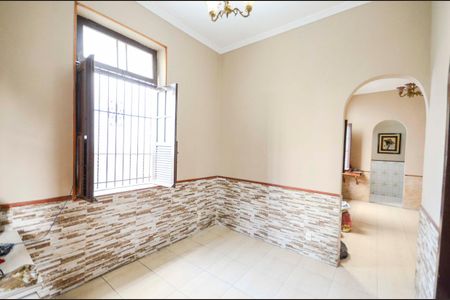 Casa para alugar com 250m², 2 quartos e sem vaga Casa para alugar com 250m², 2 quartos e sem vagaSala