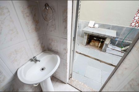 Casa para alugar com 250m², 2 quartos e sem vaga Casa para alugar com 250m², 2 quartos e sem vagaBanheiro de Serviço