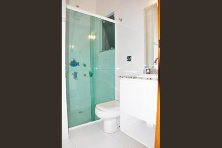 Casa à venda com 149m², 3 quartos e 2 vagas Casa à venda com 149m², 3 quartos e 2 vagasBanheiro Social