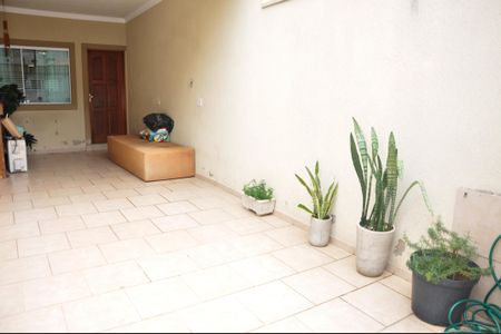 Casa à venda com 149m², 3 quartos e 2 vagas Casa à venda com 149m², 3 quartos e 2 vagasGaragem