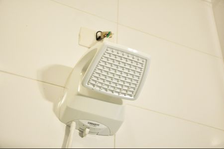 Casa à venda com 149m², 3 quartos e 2 vagas Casa à venda com 149m², 3 quartos e 2 vagasBanheiro Social