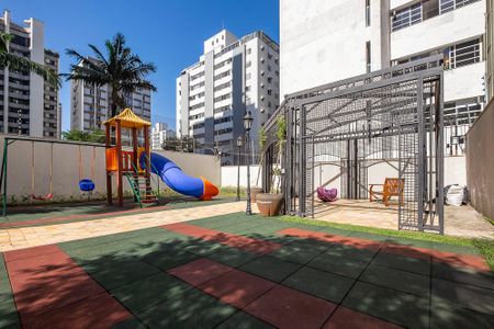 Apartamento à venda com 155m², 2 quartos e 2 vagasÁrea comum Playground