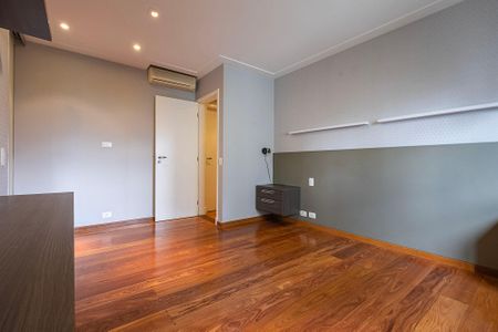 Apartamento à venda com 155m², 2 quartos e 2 vagasSuíte