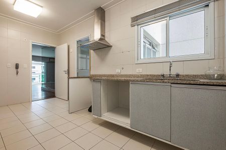 Apartamento à venda com 155m², 2 quartos e 2 vagasCozinha