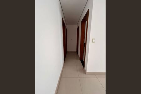 Apartamento à venda com 180m², 3 quartos e 2 vagasCorredor