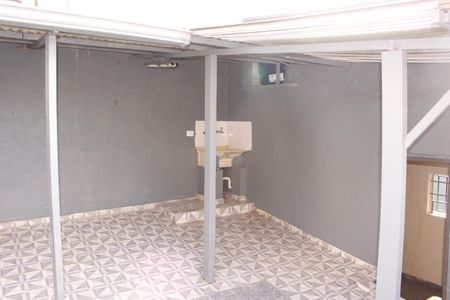 Casa para alugar com 72m², 1 quarto e sem vagaQuintal