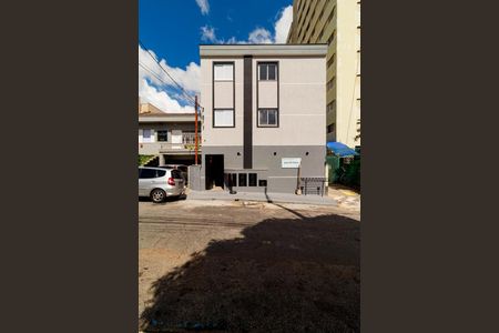 Apartamento para alugar com 43m², 2 quartos e sem vaga Apartamento para alugar com 43m², 2 quartos e sem vagaFachada
