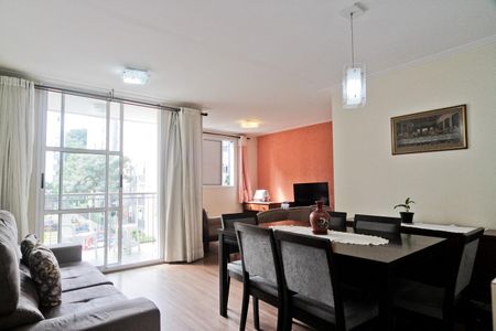 Apartamento à venda com 70m², 2 quartos e 1 vagaSala