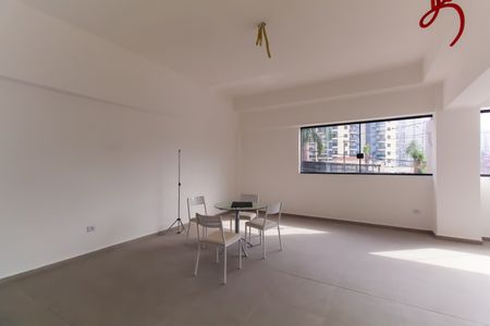 Apartamento à venda com 34m², 1 quarto e 1 vagaÁrea comum