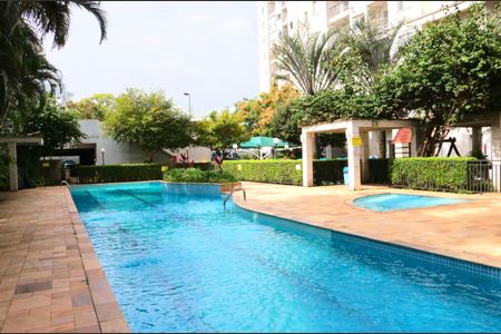 Apartamento para alugar com 55m², 2 quartos e 1 vagaÁrea comum - Piscina