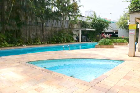 Apartamento para alugar com 55m², 2 quartos e 1 vagaÁrea comum - Piscina