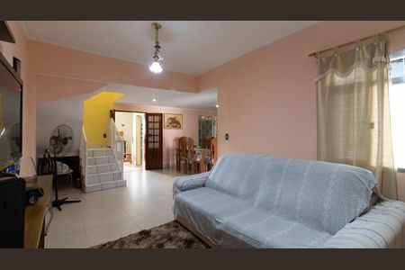 Casa à venda com 160m², 4 quartos e 3 vagasSala