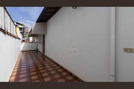 Casa à venda com 160m², 4 quartos e 3 vagasVaranda