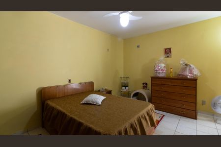 Casa à venda com 160m², 4 quartos e 3 vagasSuíte 1