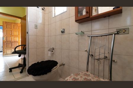 Casa à venda com 160m², 4 quartos e 3 vagasBanheiro da Suíte 1