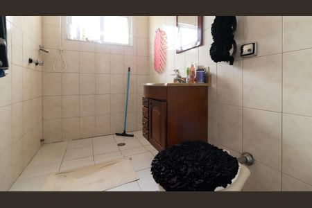 Casa à venda com 160m², 4 quartos e 3 vagasBanheiro da Suíte 2