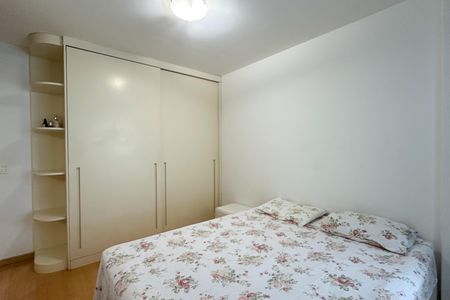 Apartamento à venda com 75m², 2 quartos e 1 vagaSuíte