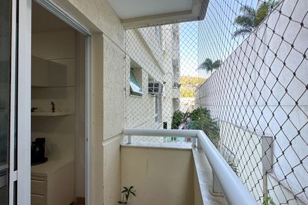 Apartamento à venda com 75m², 2 quartos e 1 vagaSala
