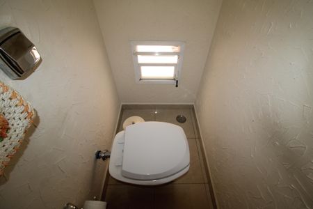 Casa à venda com 145m², 3 quartos e 4 vagasLavabo