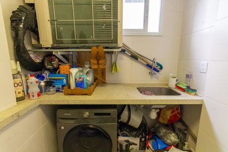 Apartamento à venda com 92m², 2 quartos e 1 vagaÁrea de Serviço