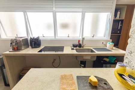 Apartamento à venda com 92m², 2 quartos e 1 vagaCozinha