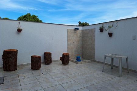 Casa à venda com 225m², 4 quartos e 2 vagas Casa à venda com 225m², 4 quartos e 2 vagasQuintal