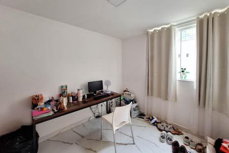 Casa à venda com 225m², 4 quartos e 2 vagas Casa à venda com 225m², 4 quartos e 2 vagasQuarto 1