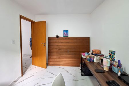 Casa à venda com 225m², 4 quartos e 2 vagas Casa à venda com 225m², 4 quartos e 2 vagasQuarto 1