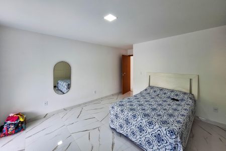 Casa à venda com 225m², 4 quartos e 2 vagas Casa à venda com 225m², 4 quartos e 2 vagasSuíte 1