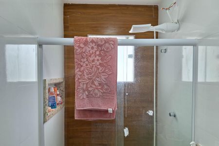 Casa à venda com 225m², 4 quartos e 2 vagas Casa à venda com 225m², 4 quartos e 2 vagasBanheiro da Suíte 1