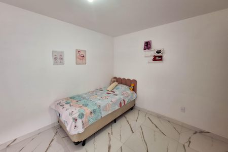 Casa à venda com 225m², 4 quartos e 2 vagas Casa à venda com 225m², 4 quartos e 2 vagasSuíte 2