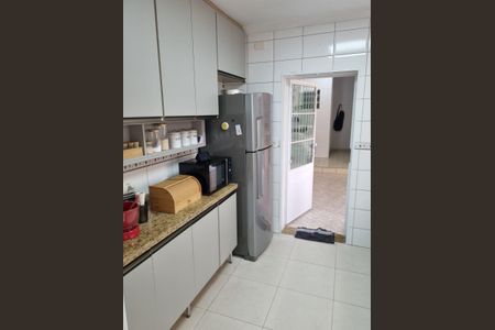 Casa à venda com 126m², 3 quartos e 2 vagasCozinha