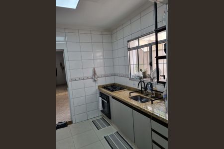 Casa à venda com 126m², 3 quartos e 2 vagasCozinha