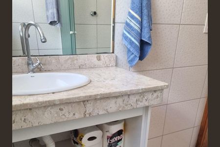 Casa à venda com 126m², 3 quartos e 2 vagasBanheiro 1