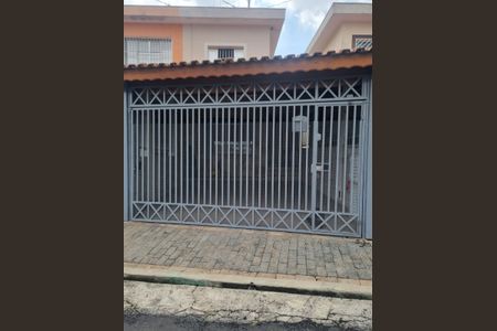 Casa à venda com 126m², 3 quartos e 2 vagasFachada