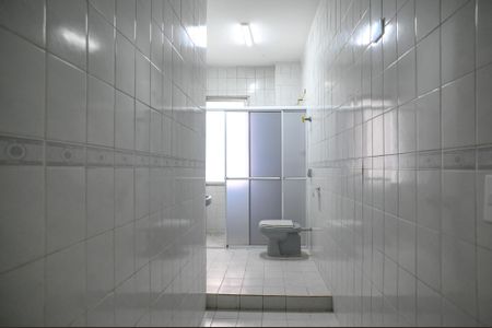 Apartamento à venda com 110m², 2 quartos e sem vaga Apartamento à venda com 110m², 2 quartos e sem vagaBanheiro