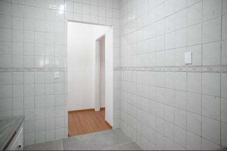 Apartamento à venda com 110m², 2 quartos e sem vaga Apartamento à venda com 110m², 2 quartos e sem vagaCozinha