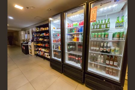 Apartamento à venda com 56m², 2 quartos e 1 vagaMercadinho