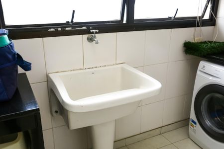 Apartamento à venda com 325m², 4 quartos e 5 vagasÁrea de Serviço