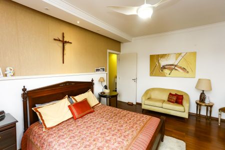 Apartamento à venda com 325m², 4 quartos e 5 vagasSuíte 4